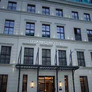 Titanic Gendarmenmarkt 5* Berlino